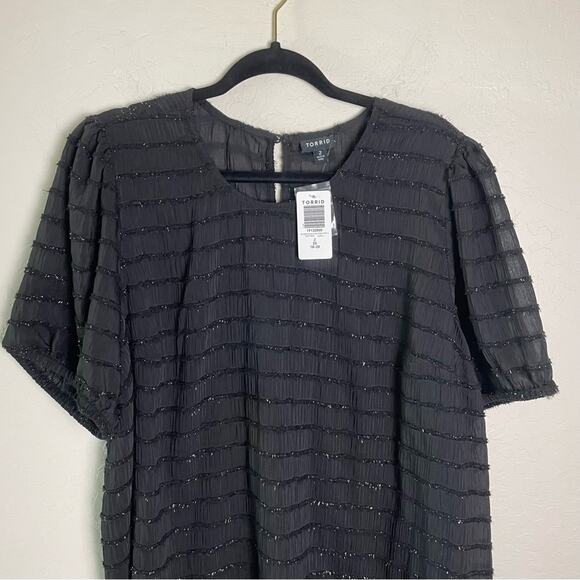 Torrid Black Abbey Lurex Chiffon Puff Short Sleeve Top 2X NWT 19132800 - Picture 4 of 13